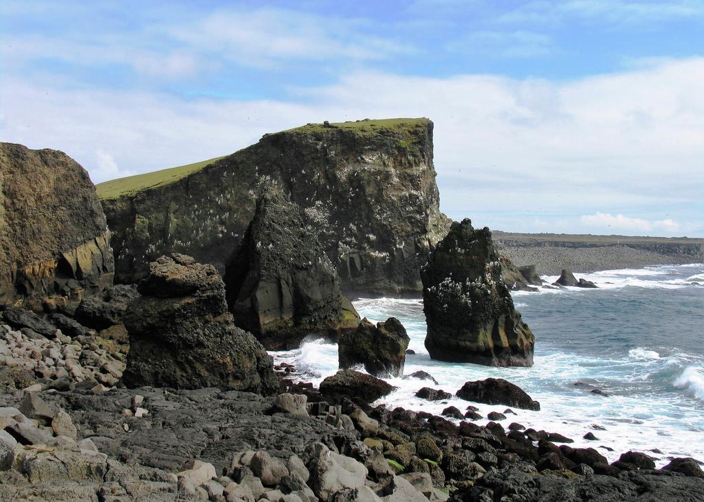 Reykjanes Guesthouse Grindavik Bagian luar foto