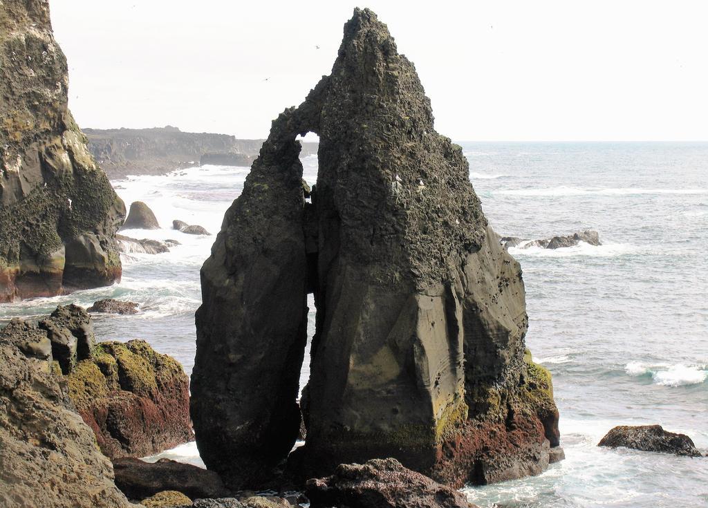 Reykjanes Guesthouse Grindavik Bagian luar foto